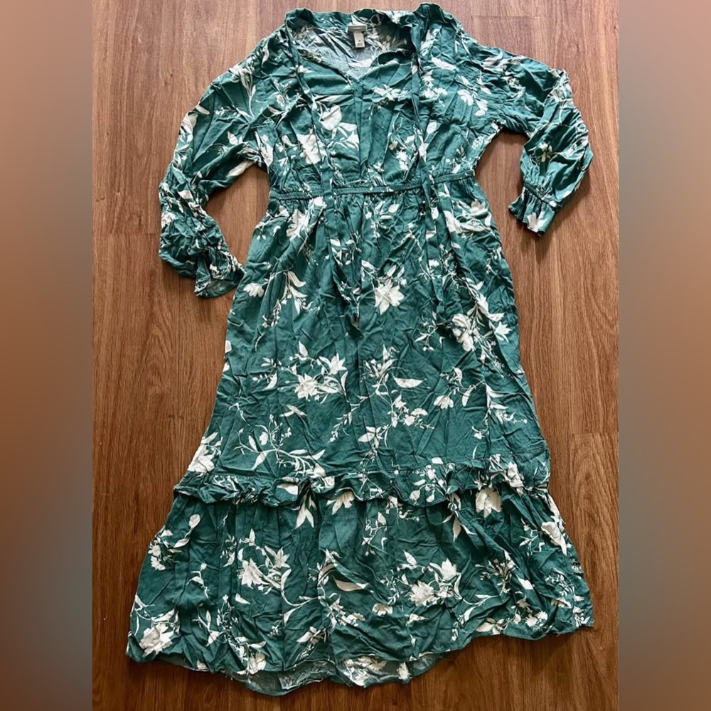 Ava & Viv Green Floral Maxi Dress